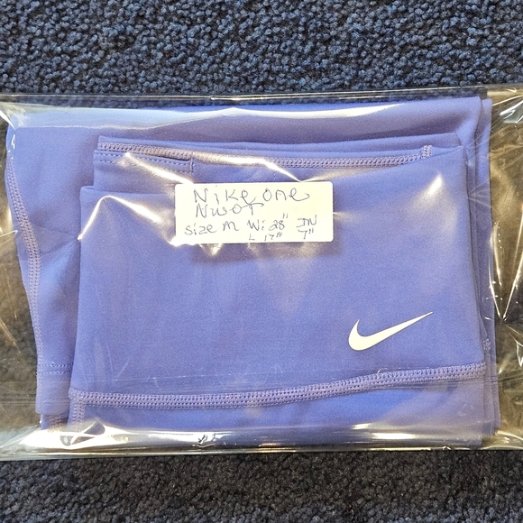 NIKEONE Women's New Mid-Rise 7" Bike Short. Lapis Blue Color Size M - Picture 14 of 16